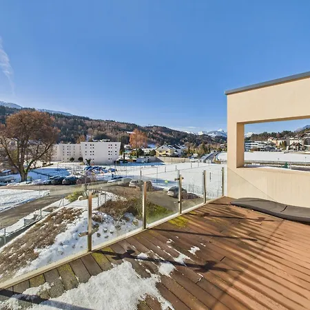 Апартаменты Lakeside *